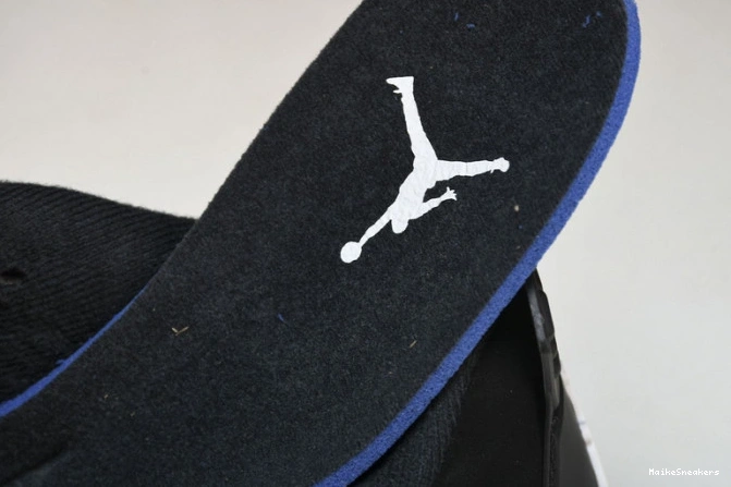 MaikeSneakers Game Retro CT8527-018 Black Jordan Royal 4 0704